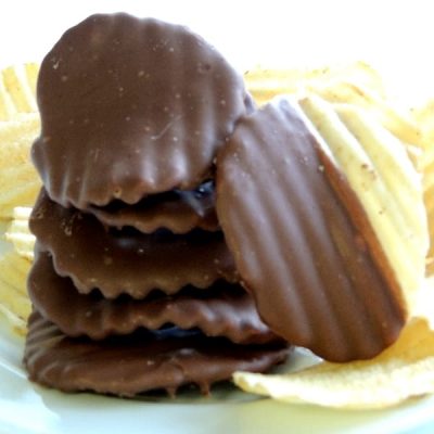 chocolate dipped potato chips