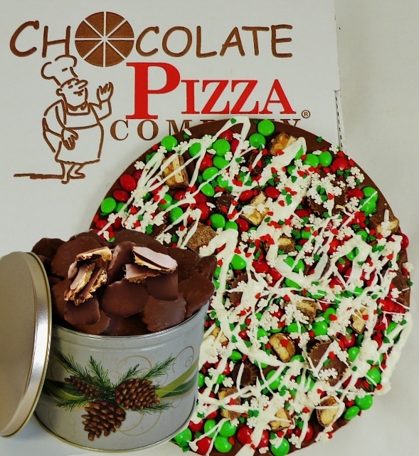 combo holiday avalanche pizza