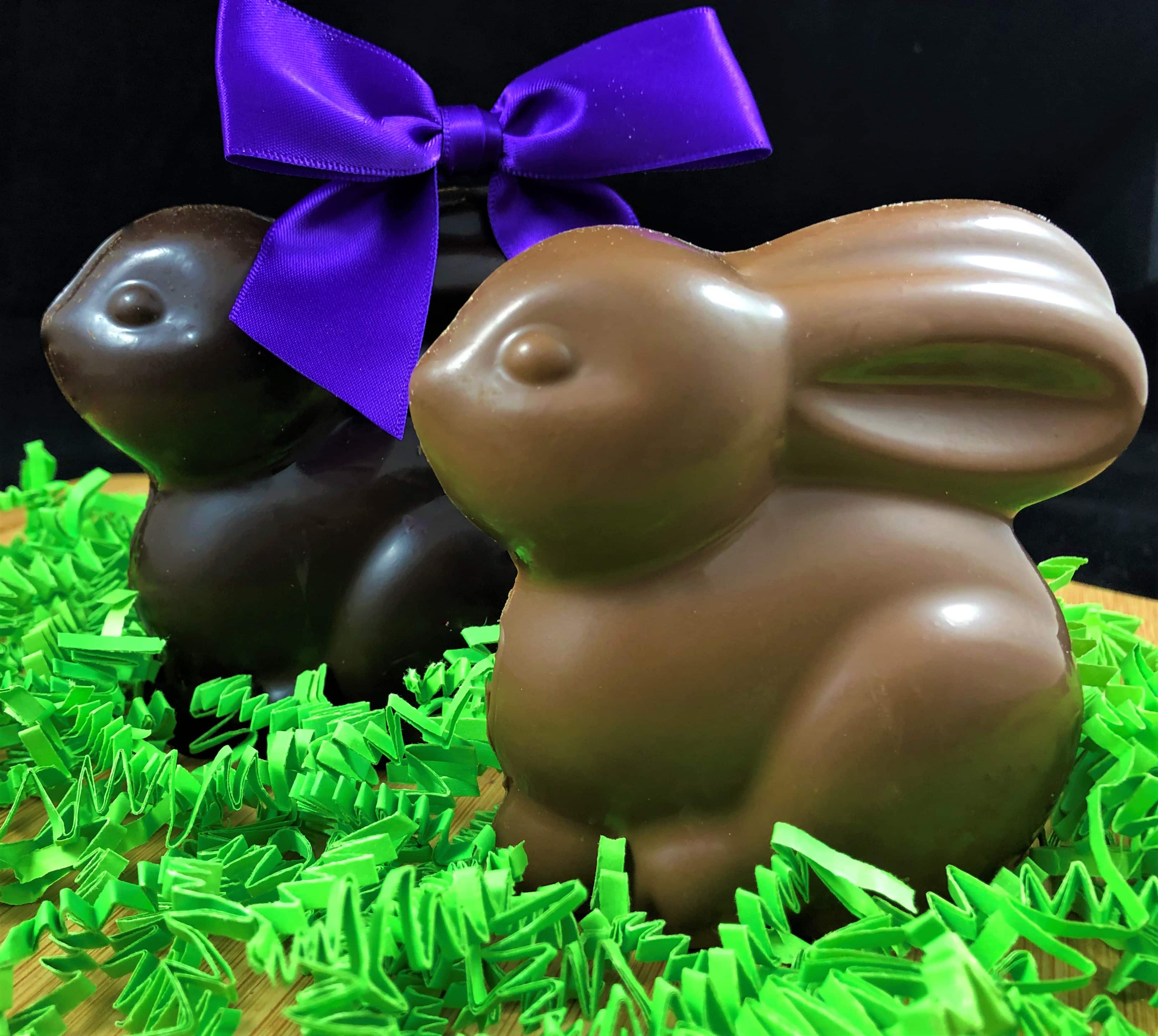 Charming Asian Bunnies: Easter Egg Surprise - nsbyyvx