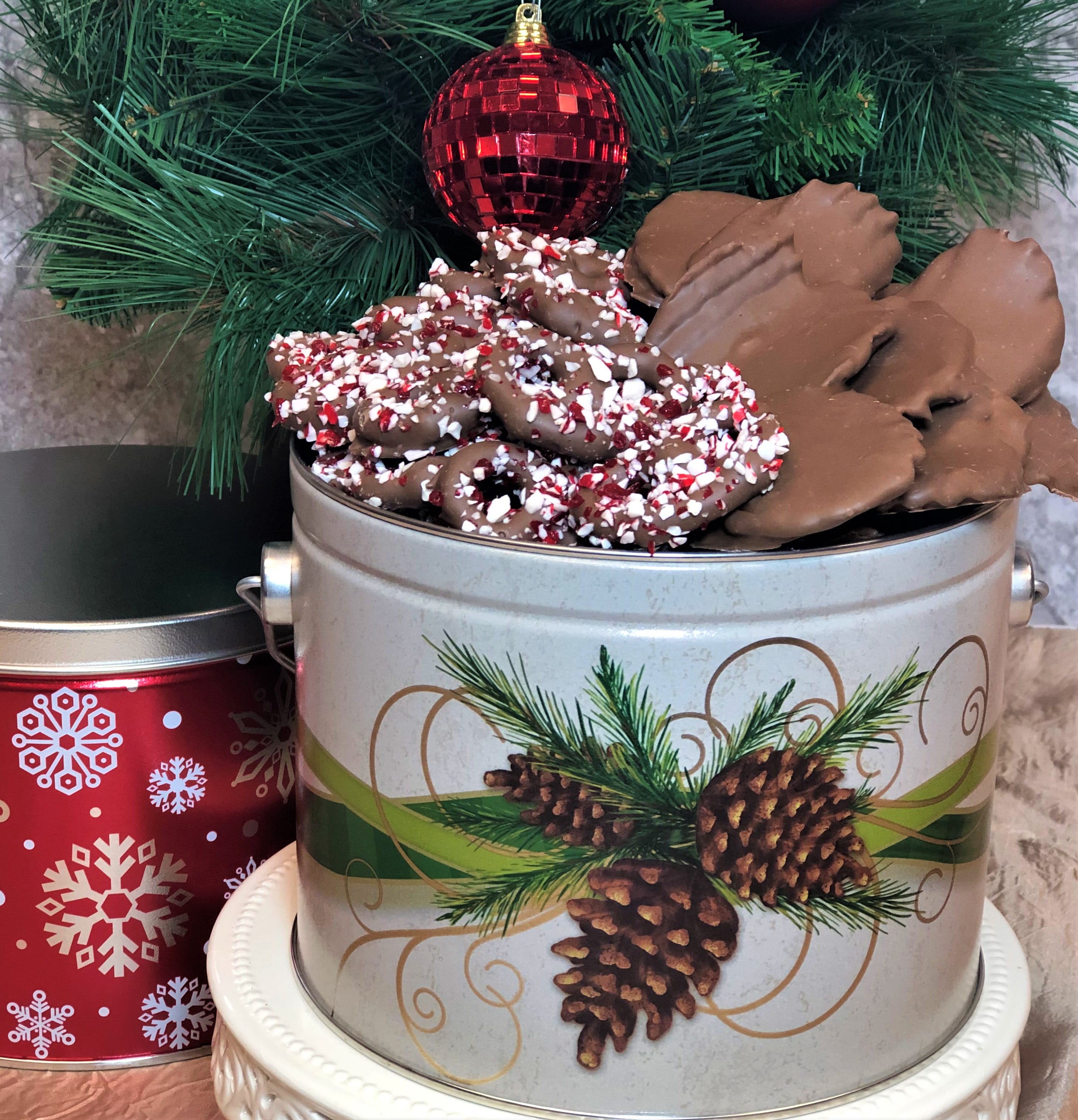 Gourmet Chocolate Gifts & Christmas Tins