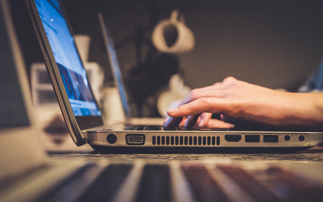 Stay Safe this Holiday Season by Shopping Online
