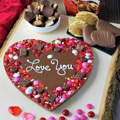 heart shaped Chocolate Pizza says love you with PB wings