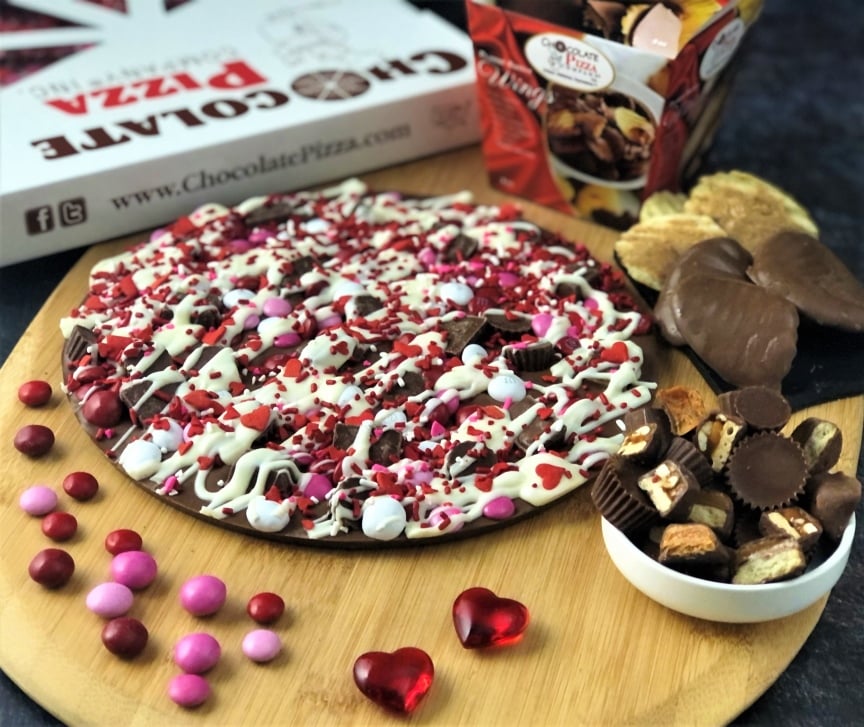 https://www.chocolatepizza.com/wp-content/uploads/2021/01/Combo-Valentines-Avalanche-PB-Wings-box-8-oz-peel-LR.jpg