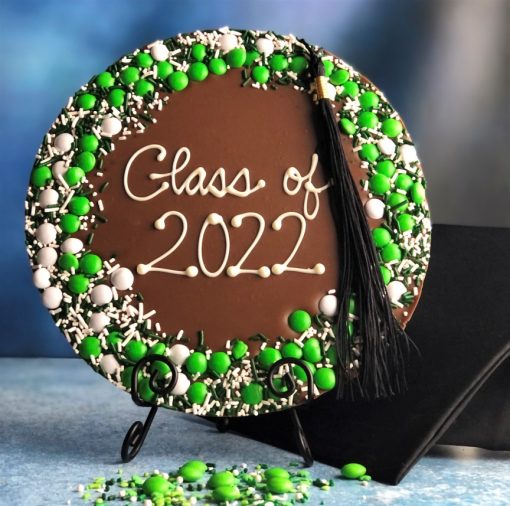 graduation class of 22 chocolate pizza with green white candies